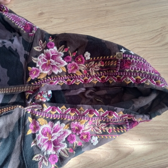Johnny Was Camouflage Hoodie with Pink Floral Embroidery - Picture 7 of 8